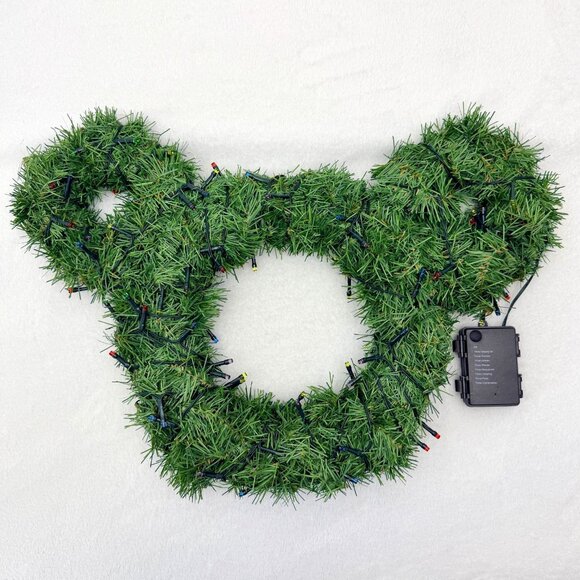 Disney Other - Disney Mickey Mouse 19" Light Up Christmas Wreath w/8 Light Timer Settings